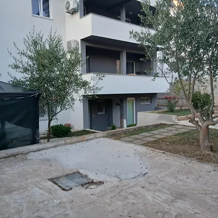 Zeljko Guest house